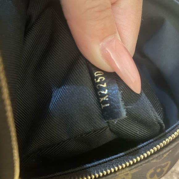 Louis Vuitton Palm Springs mini - Picture 6 of 10